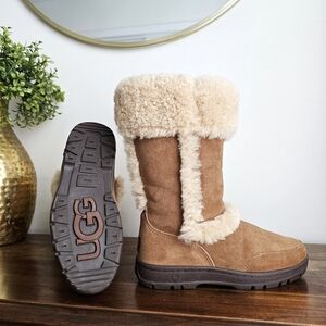 UGG Australia Sheepskin Wool Chestnut Shearling Boots Suede Leather, Women Sz 5